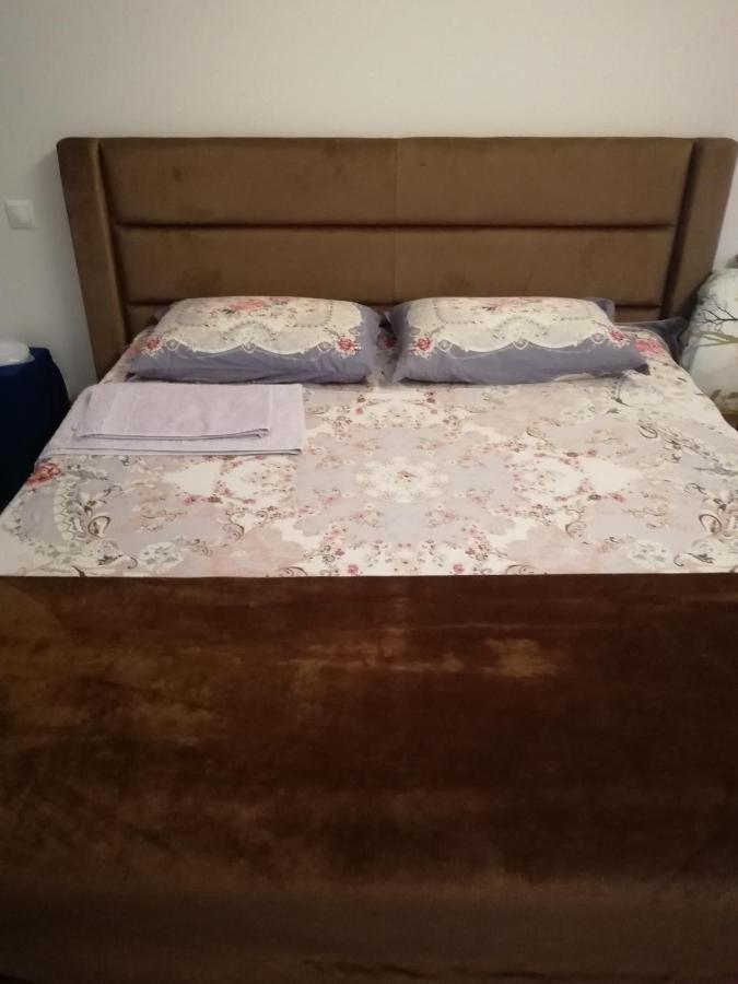 Lux Apartment, Near Metro Vasylkivska เคียฟ ภายนอก รูปภาพ
